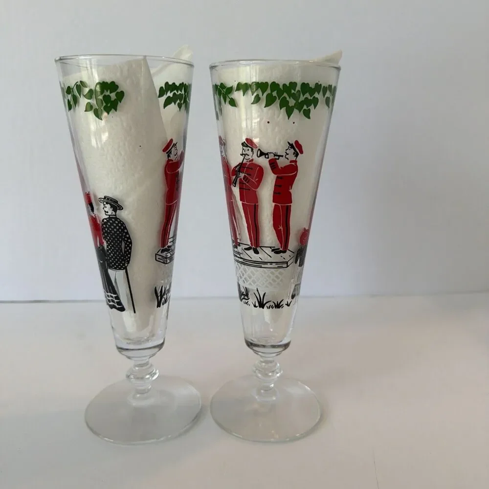 Vintage Pilsner Beer Glasses Pair Footed Barware Musicians Victorian Pub Tavern